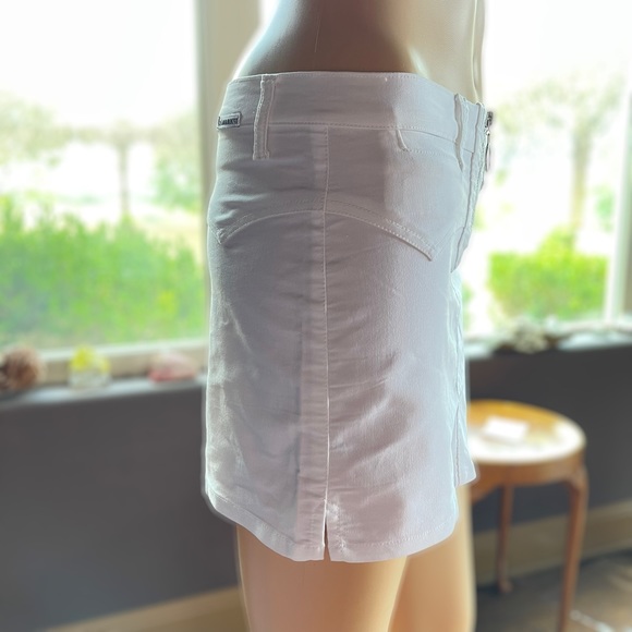 Z. Cavaricci white stretch mini skirt w/zipper size 1 juniors - Picture 2 of 10